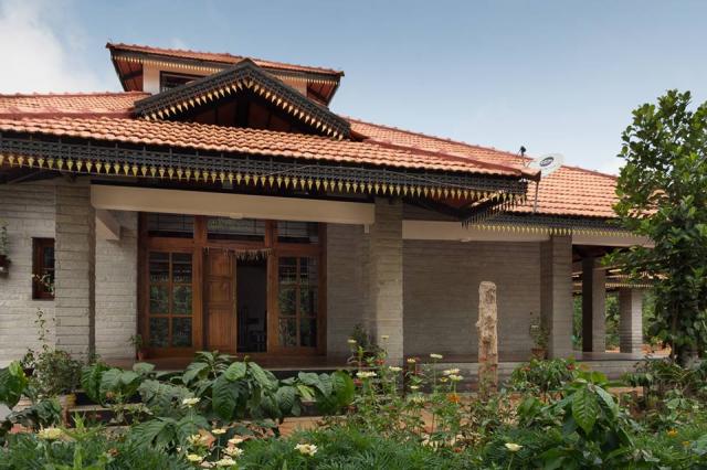 Jagate's Mist Homestay in Sakleshpura | Book Rooms Online at Jagates Home Stay in Sakleshpur | Best Price Packages for Jagates Homestay Sakleshpur