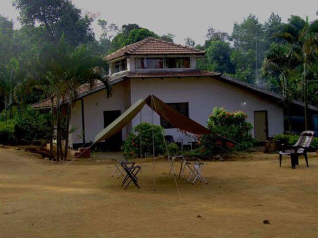 HuliKal Homestay in Hassan | Huli Kallu Homestay Cottages in Sakleshpur