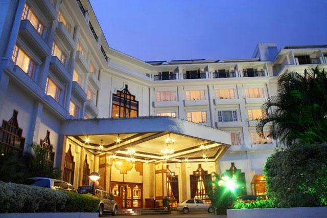 Chancery Hotel Rates in Bangalore | Chancery Business Class Rooms | Chancery Corporate Hotel Booking