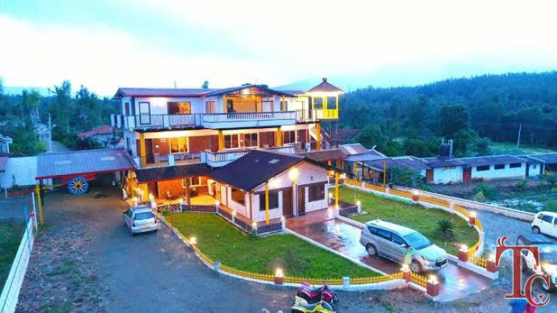 Moon Mansion Homestay