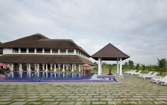Le Pondy Resort